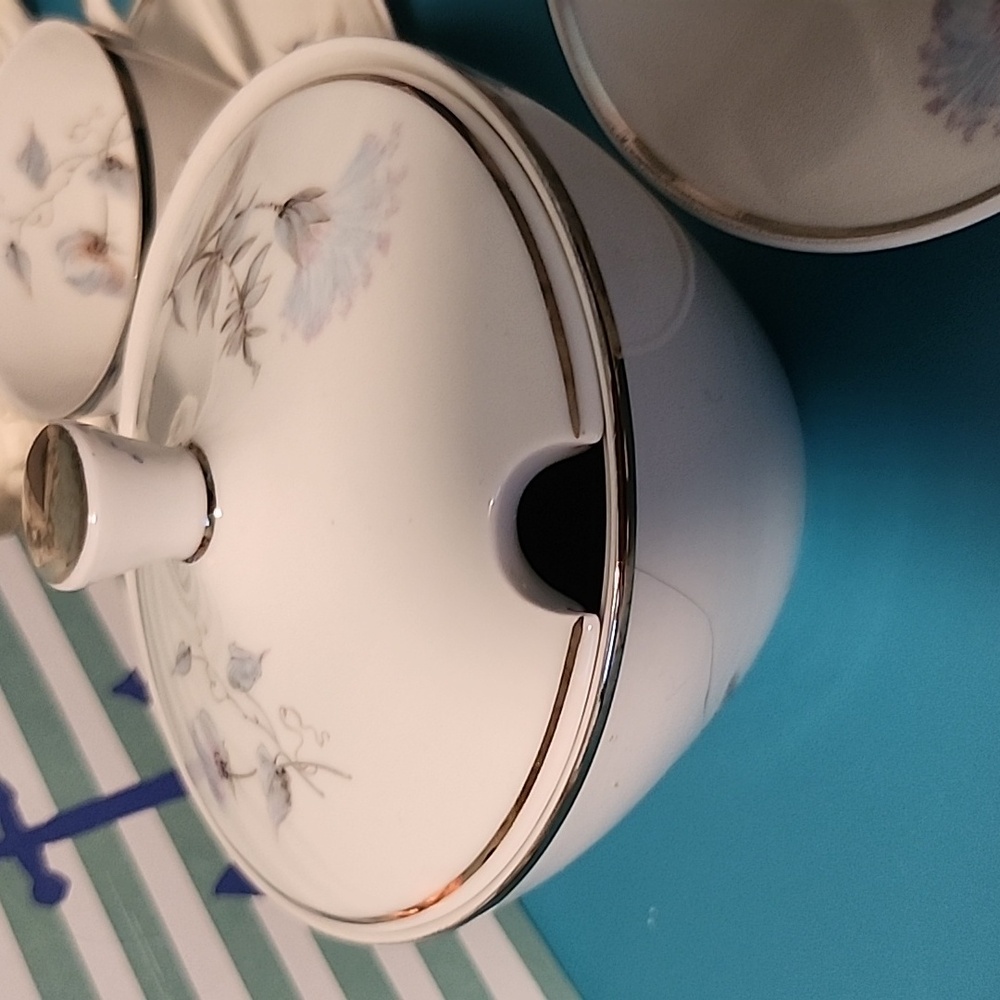 Vintage 4 Piece Setting Tea Set Porcelain Made In Mexico - Picture 7 of 11